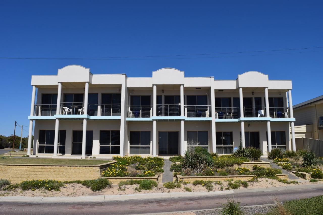 Christies Seahorse Holiday Townhouses Port Noarlunga Eksteriør billede